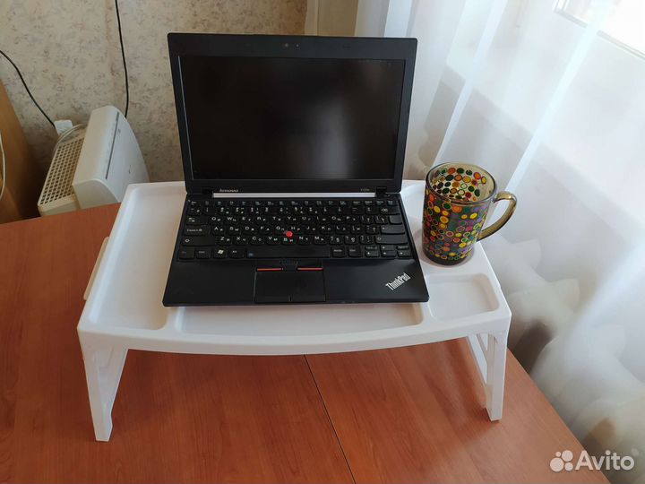 Столик для ноутбука