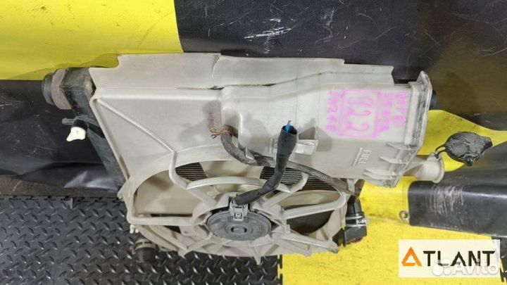 Радиатор toyota sienta