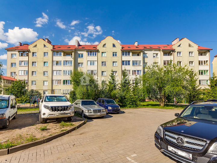 3-к. квартира, 102 м², 6/6 эт.