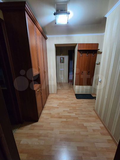 2-к. квартира, 62 м², 6/10 эт.