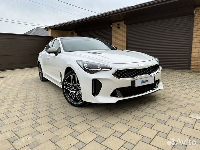 Kia Stinger 2.0 AT, 2023, 30 км