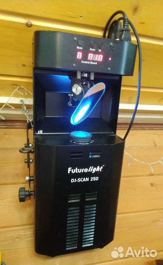 Futurelight DJ-scan 250