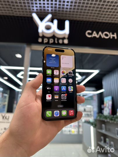 iPhone 15 Pro, 256 ГБ