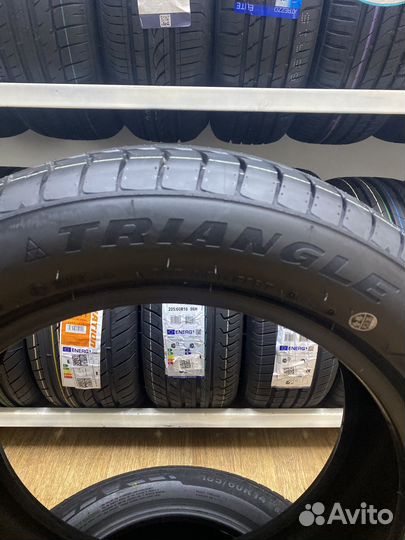 Triangle EffeXSport TH202 215/55 R17 98Y