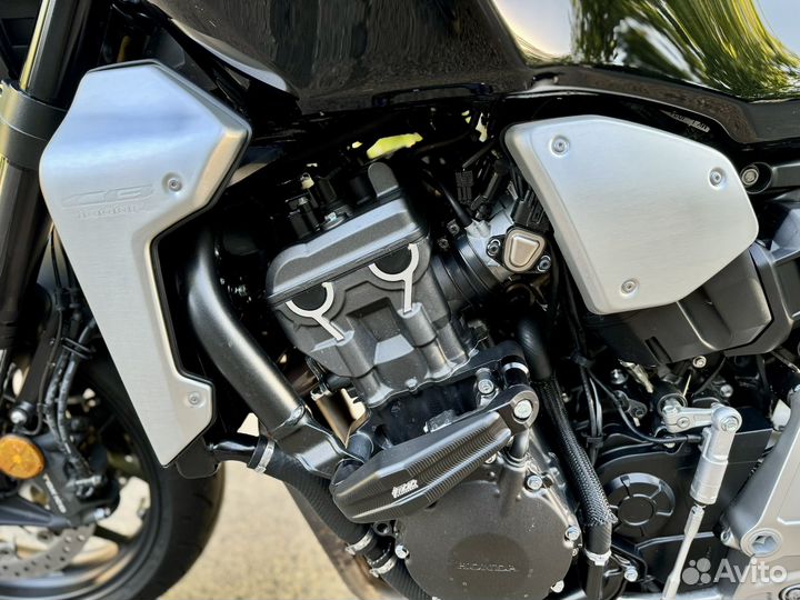 Honda CB1000R
