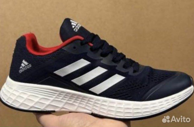 Кроссовкиадидас черные