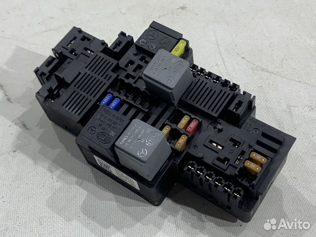 Блок предохранителей Mercedes W213