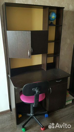 Детский письменный стол бу