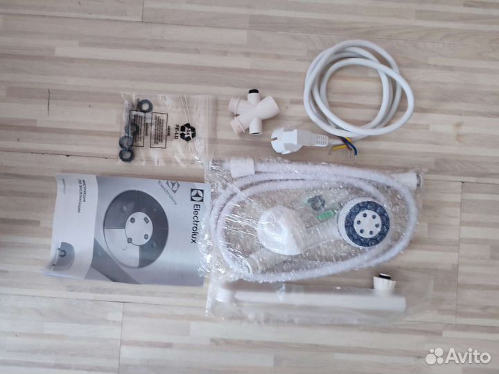 Водонагреватель проточный electrolux