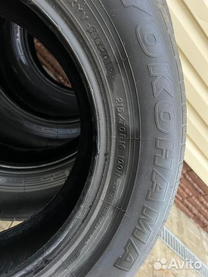 Yokohama Geolandar G033 215/70 R16