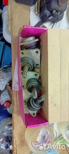 Комплект шаровых нива 21214