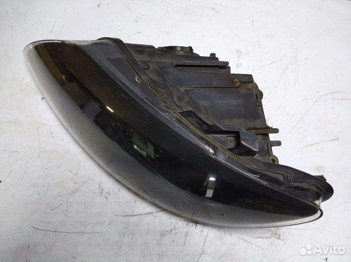 Фара левая Audi Q7 2005-2015