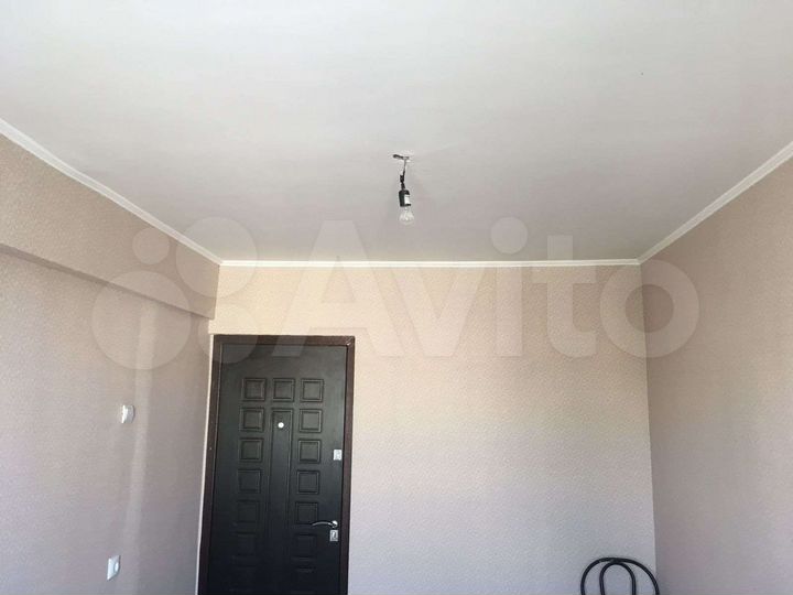 Комната 11 м² в 4-к., 5/5 эт.