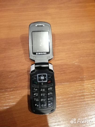 Телефон раскладушка Samsung sgh-e380