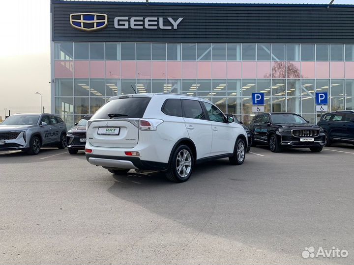 Mitsubishi Outlander 2.0 CVT, 2014, 169 541 км