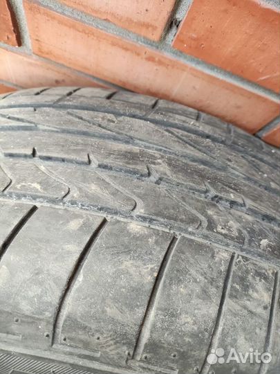 Bridgestone Dueler A/T 255/50 R20