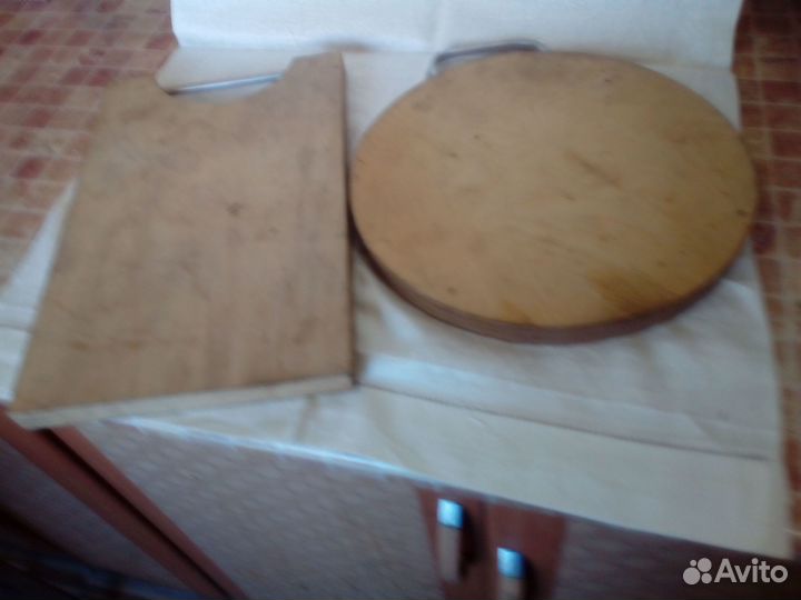 Разделочные доски,набор ножей,набор для специй дер