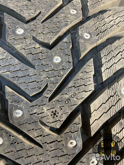 Nokian Tyres Hakkapeliitta 8 SUV 265/40 R21