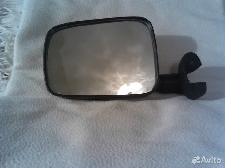 Продам зеркало от Isusu Bighorn и видеорегистратор