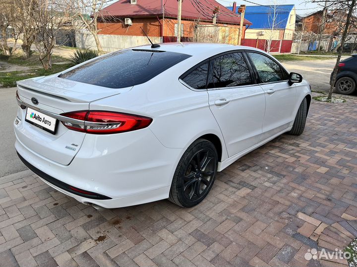 Ford Fusion (North America) 1.5 AT, 2018, 125 500 км