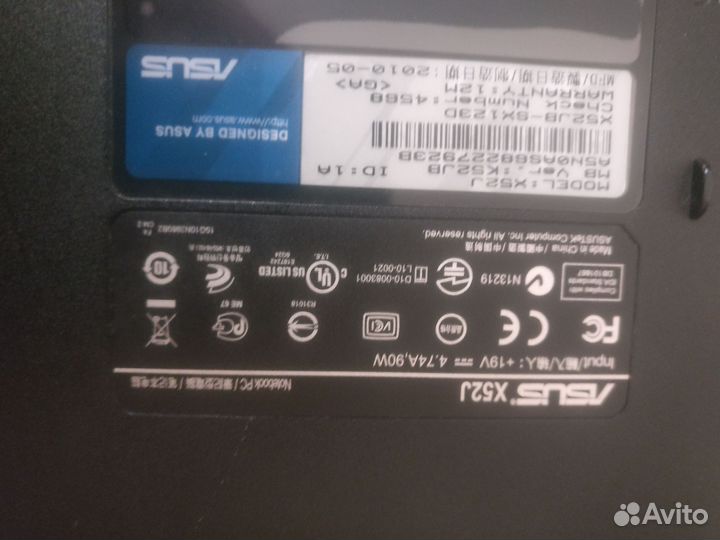Ноутбук asus X52J