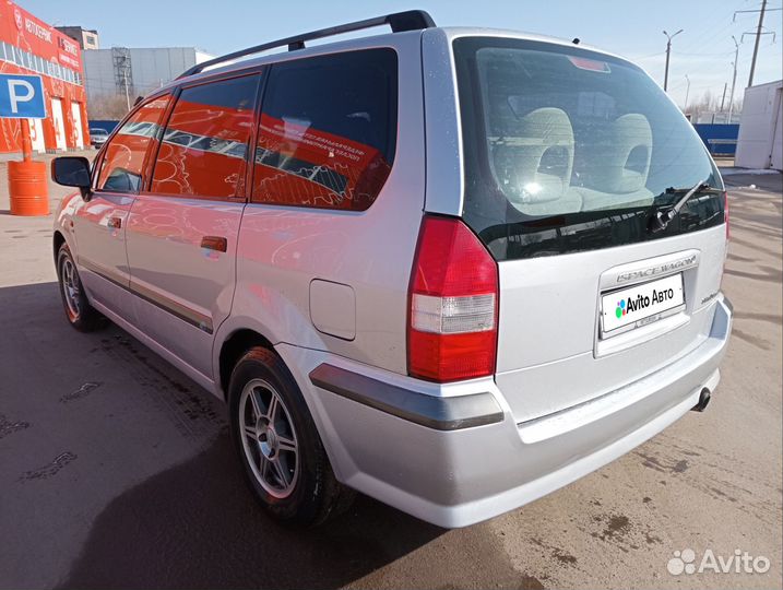 Mitsubishi Space Wagon 2.4 МТ, 1998, 300 000 км