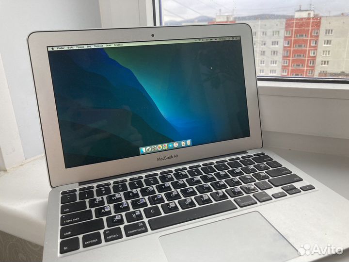 Macbook air 11 2011