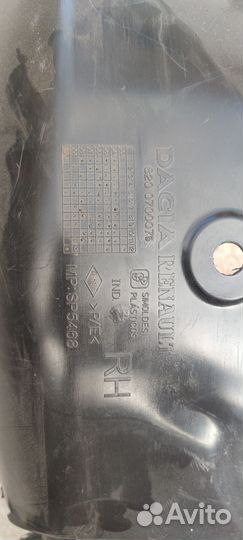 Подкрылок передний правый Renault Logan