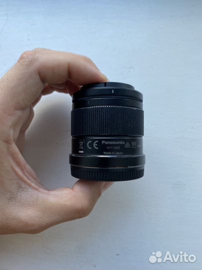 Объектив lumix 42,5 1,7f H-HS043
