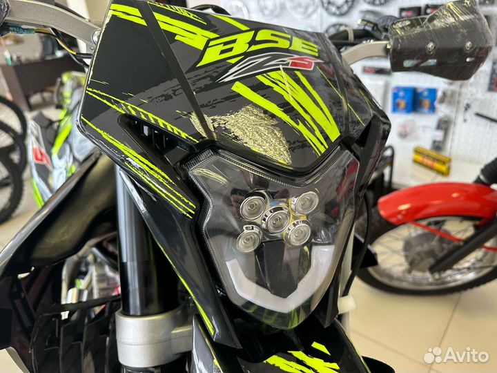 BSE Z5 Neon Black (120)