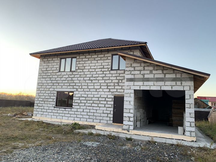 Дом 174 м² на участке 12 сот.