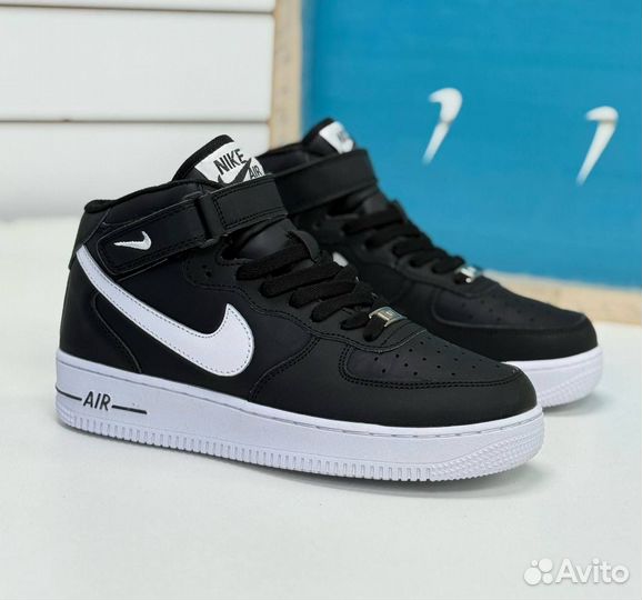 Кроссовки демисезонные женские высокие