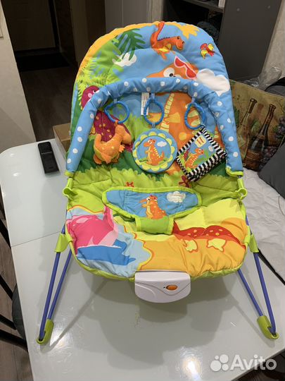 Детский шезлонг с вибрацией