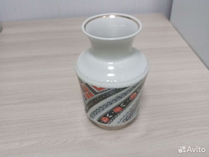 Вазочка фарфор СССР