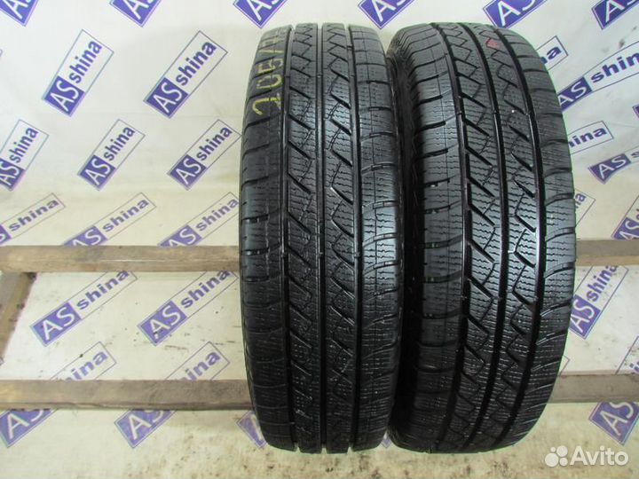 Goodyear Vector 4Seasons Cargo 205/75 R16C 92N