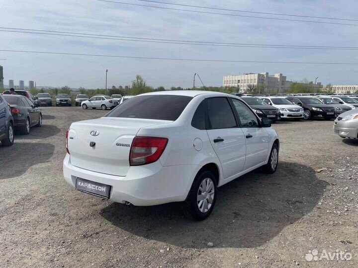 LADA Granta 1.6 МТ, 2017, 140 100 км