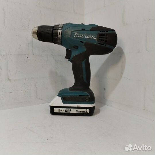 Шуруповерт Makita DF457D