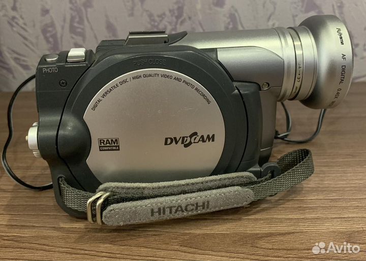Видеокамера hitachi