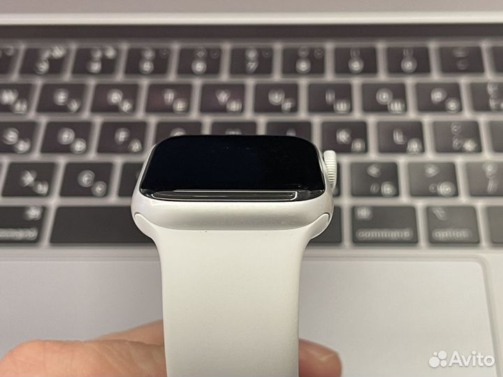 Apple Watch se 40mm Silver (б/у)