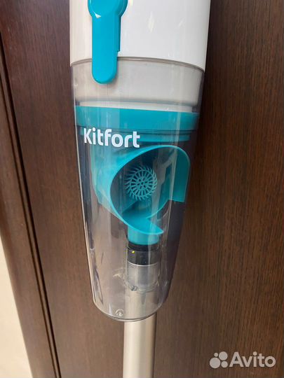 Вертикальный пылесос Kitfort KT-586-1