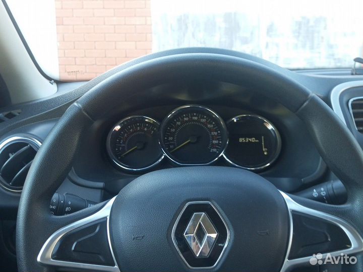 Renault Logan Stepway 1.6 МТ, 2019, 85 250 км