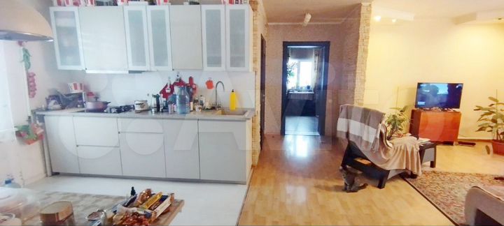 Дом 154,3 м² на участке 14,9 сот.