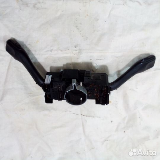 Audi/Skoda/VW блок подрулевых 8L0953513G переключа