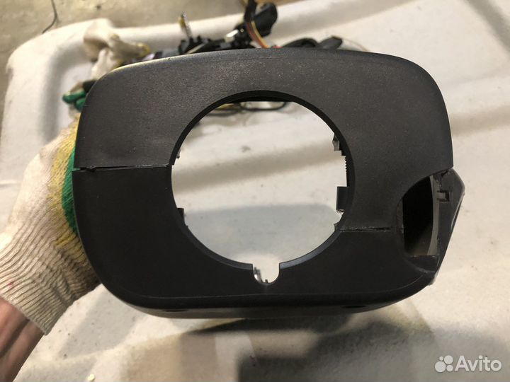 Кожух рулевой колонки Renault Duster 1