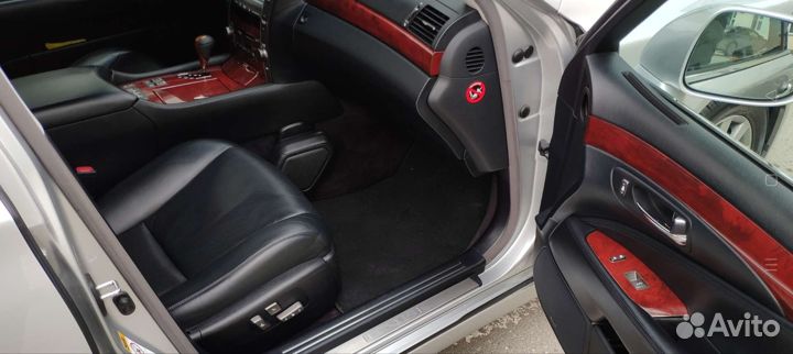 Clean box авто мусорка