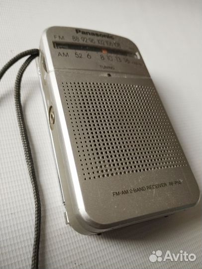 Карманный приемник Panasonic RF-P50. Рабочий