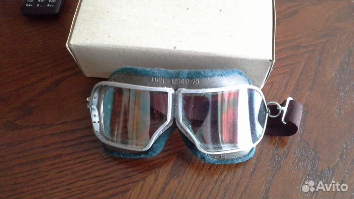 Очки для защиты от электромагнитного излучения