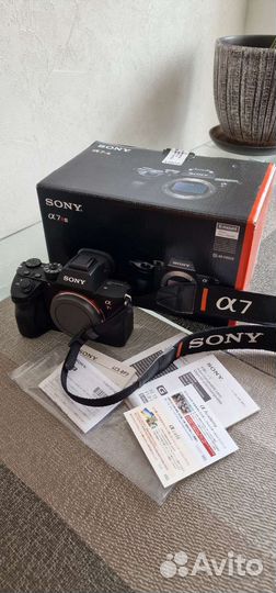 Фотоаппарат sony a7riii с картой 64 Гб, пробег 11к