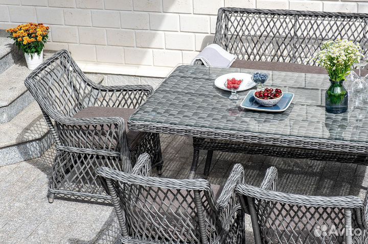 Обеденный комплект 