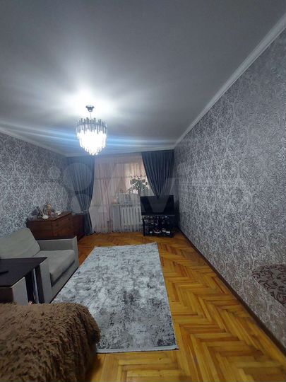 3-к. квартира, 73,1 м², 1/6 эт.
